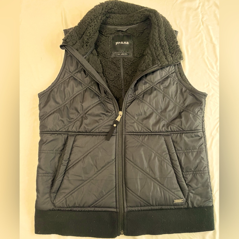 Prana Women’s Sherpa lined black vest